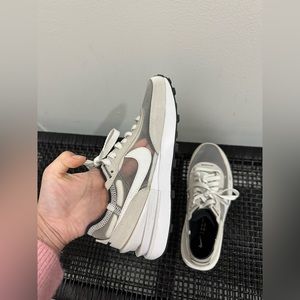 Nike Waffle One Summit Running Shoe- NEVER WORN